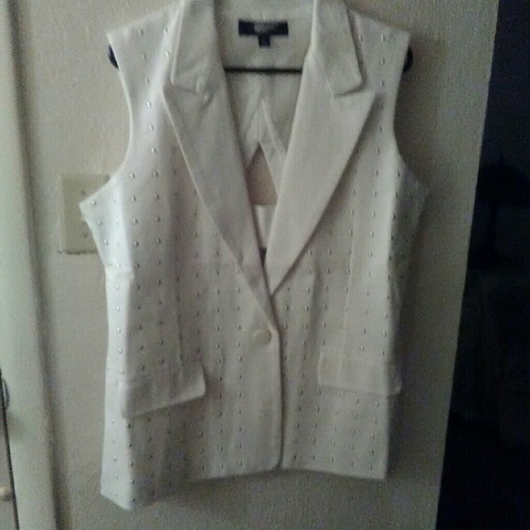 Jacket - Picture 3 of 4